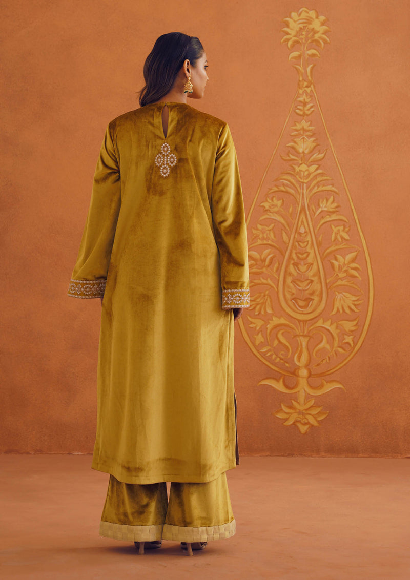 Zeba Mustard Straight Suit Set with Dupatta