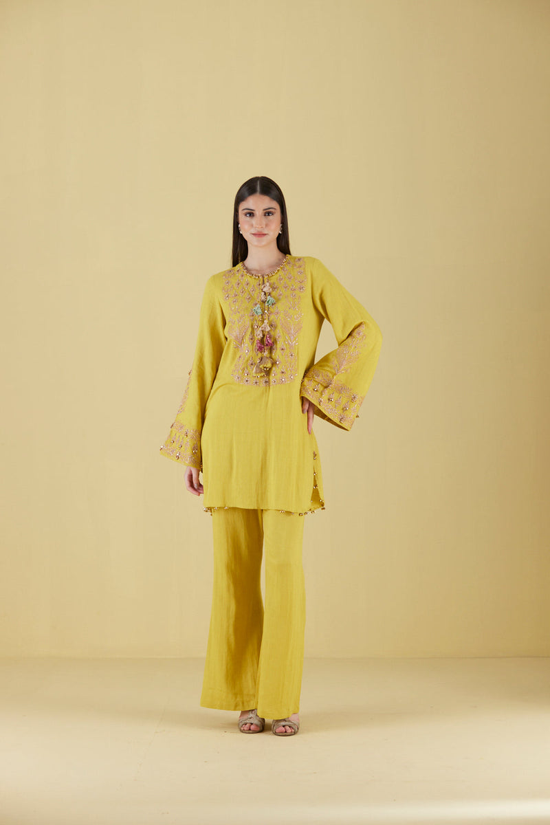 Zuri Kashmiri Kurta Set- RTS