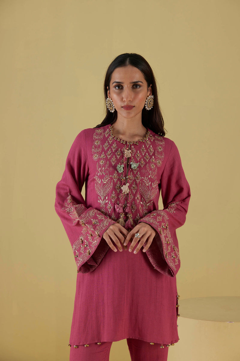 Zuri Kashmiri Kurta Set