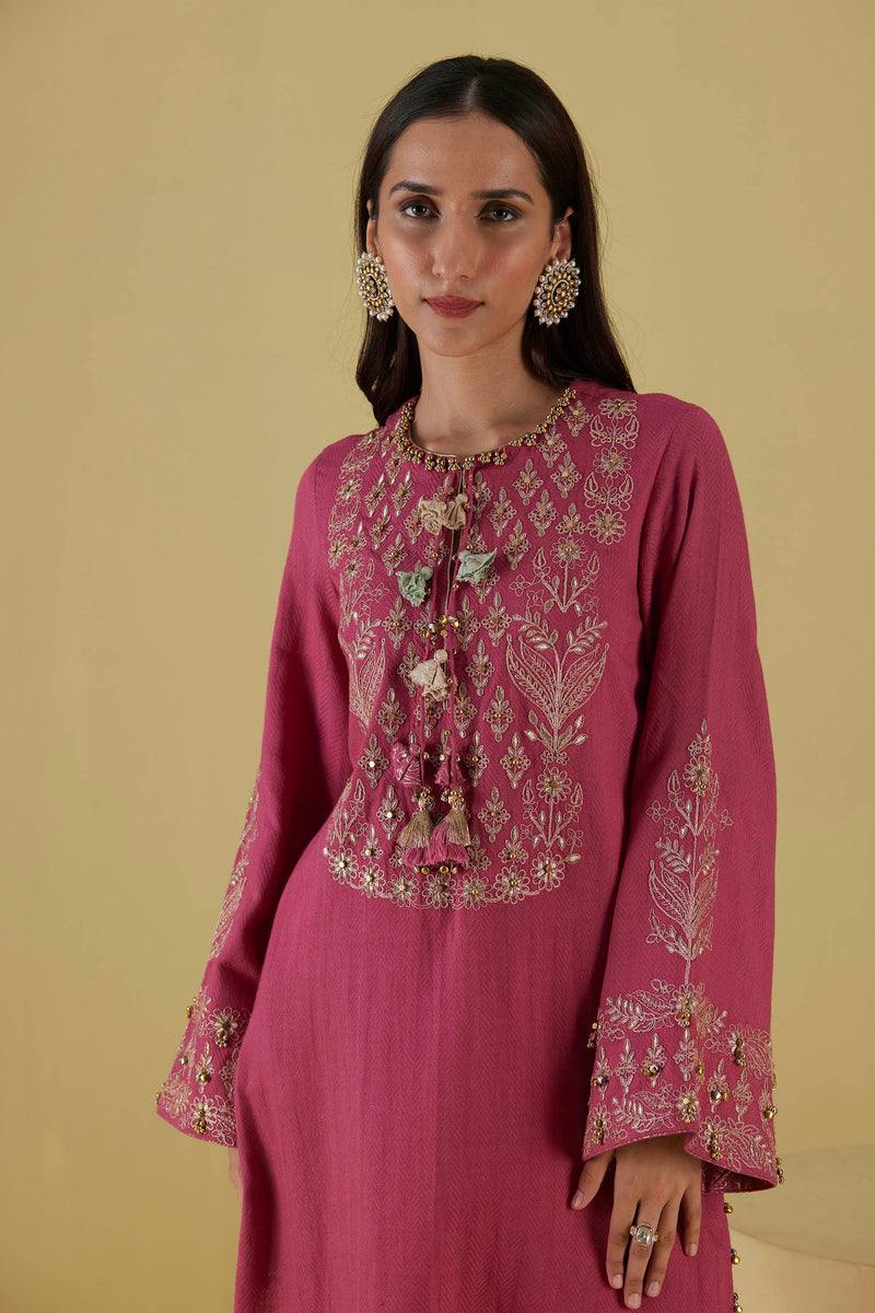 Zuri Kashmiri Kurta Set- RTS
