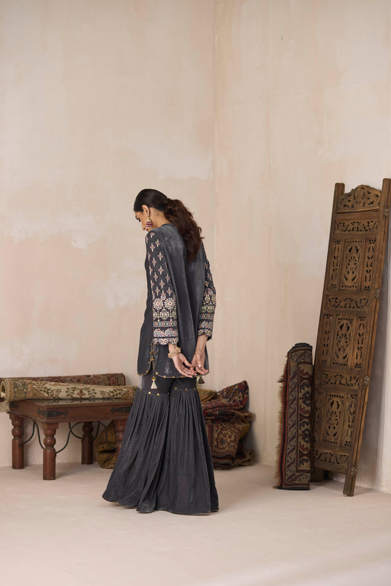 Khuabni Short Shirt with Garara