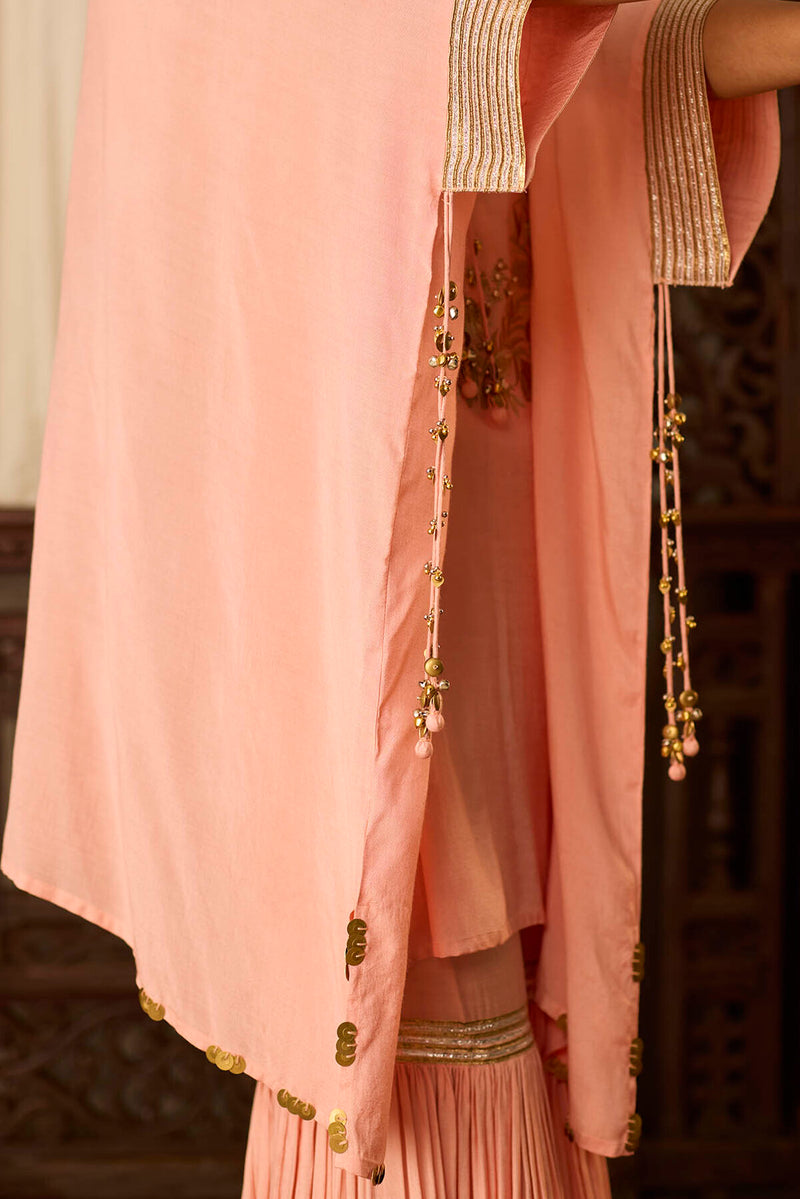 Leher Peach Kaftan Garara Set