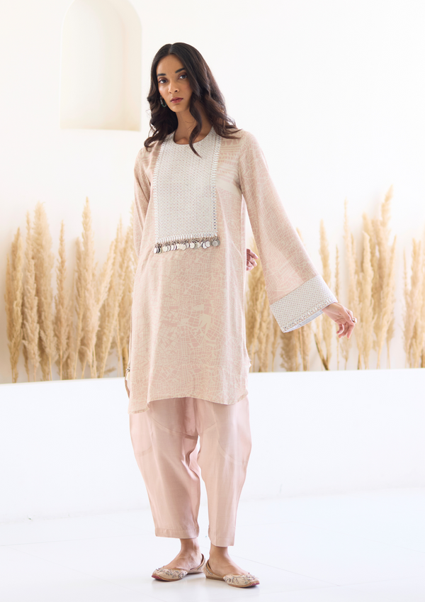 Lakeer Kashmiri Kurta Set (Dusky Pink)