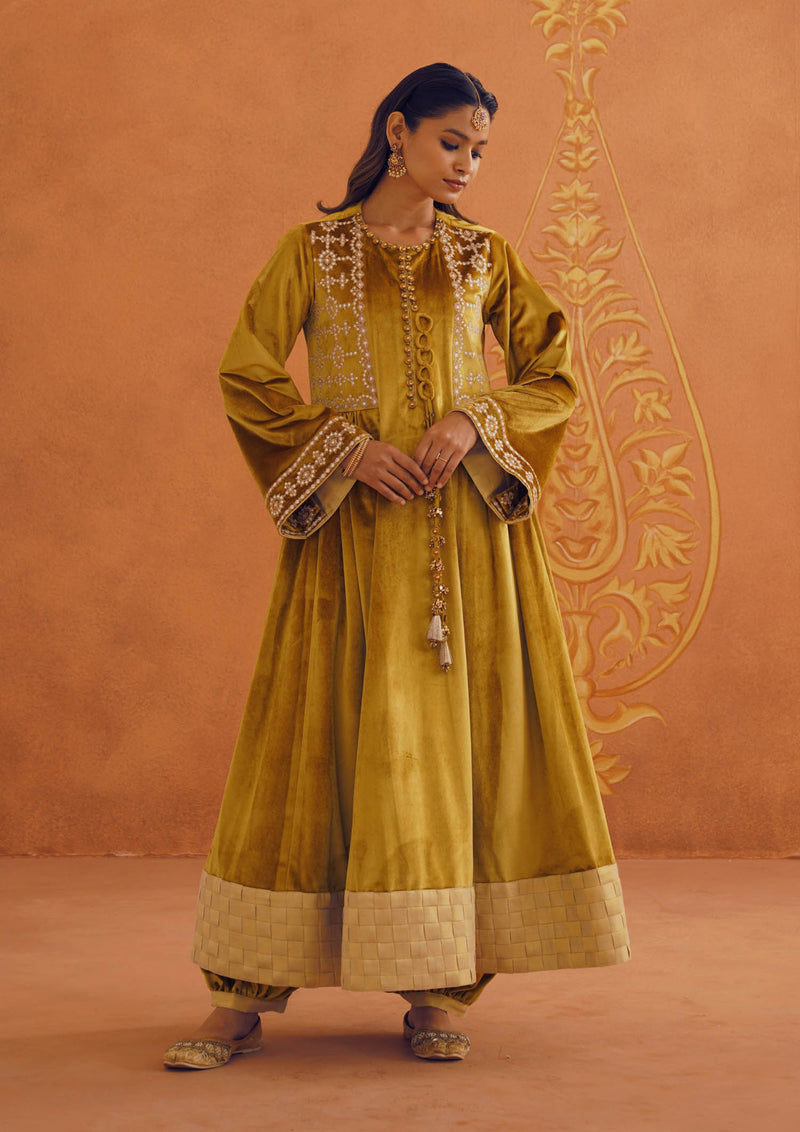 Zeba Mustard Sidegather Suit Set with Dupatta