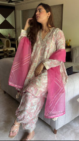 Peher Inayat Set- Blush Pink Kali Suit set with Balloon Salwar and Dupatta