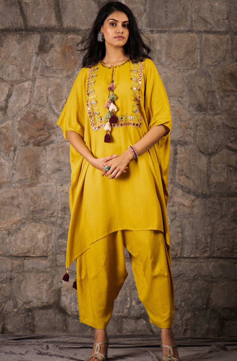 Jashn Kaftan Suit Set