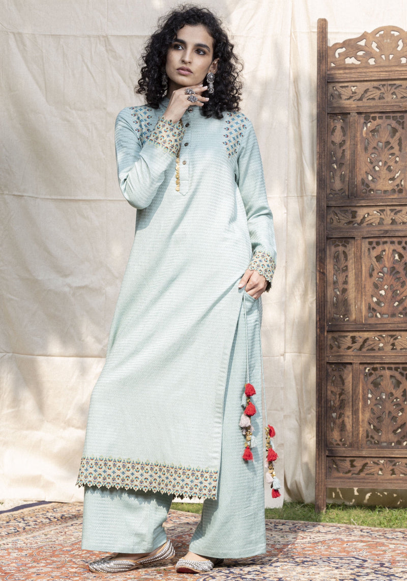 Avani Straight Suit Set