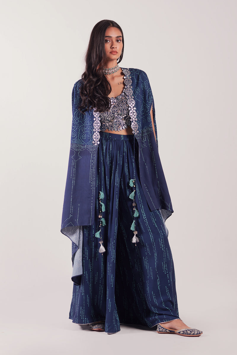 Rang Amaizi Cape Suit Set