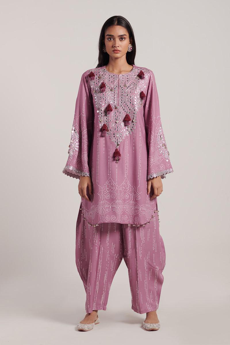 Rang Amaizi Kashmiri Kurta Set